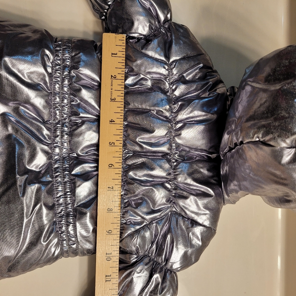 Rothschild Little Girls Hooded Metallic Silver Puffer Jacket With Pockets 12M - Picture 9 of 16
